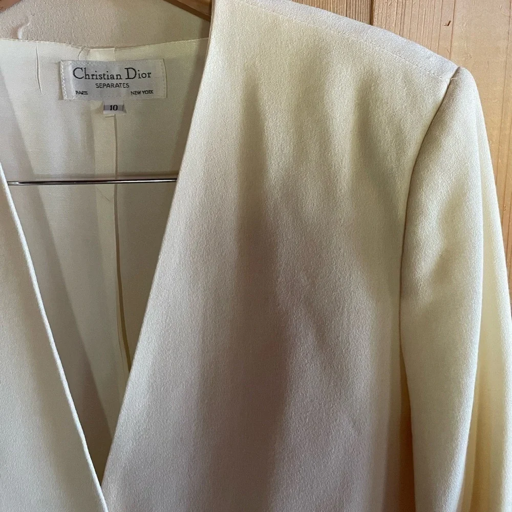Christian Dior Vintage Minimalist Collarless Coat Suit Jacket Cream Wool